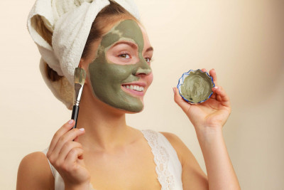 Singkirkan Blackhead dengan Masker Ini
